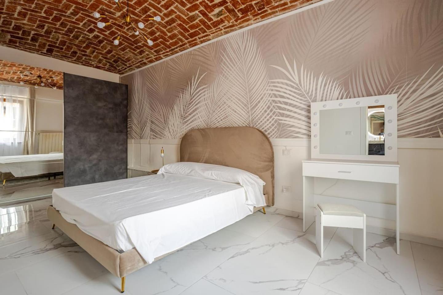 Appartamento Fanstastic 2Bdrm Biella Center! Esterno foto